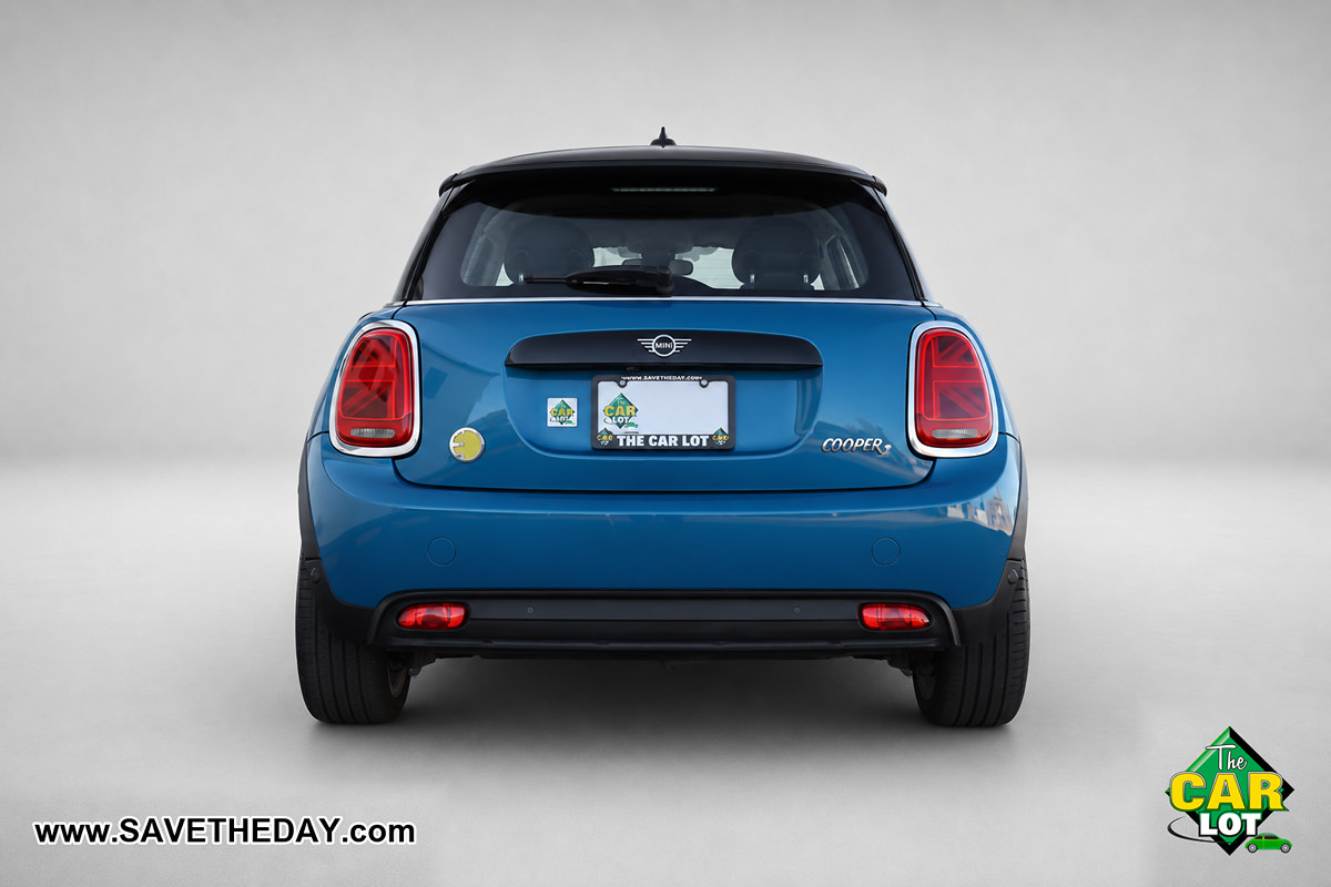 Used 2024 MINI Cooper SE FWD image 7