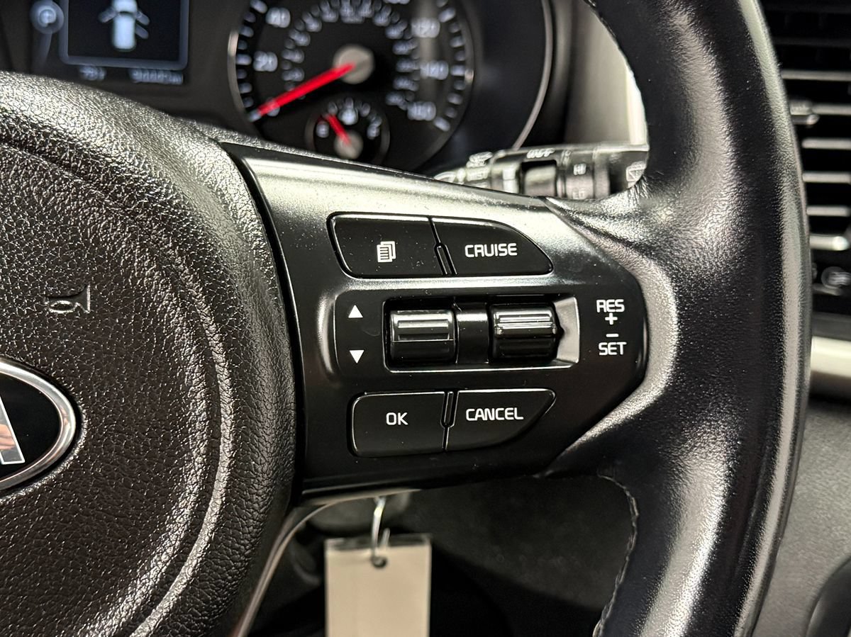 Used 2016 Kia Sorento LX w/ LX Convenience Package AWD/4WD image 18