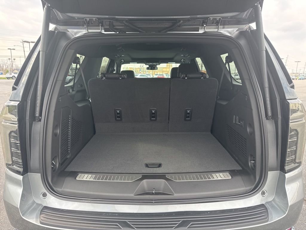 New 2026 Chevrolet Suburban Premier w/ Sun And Tow Package image 14