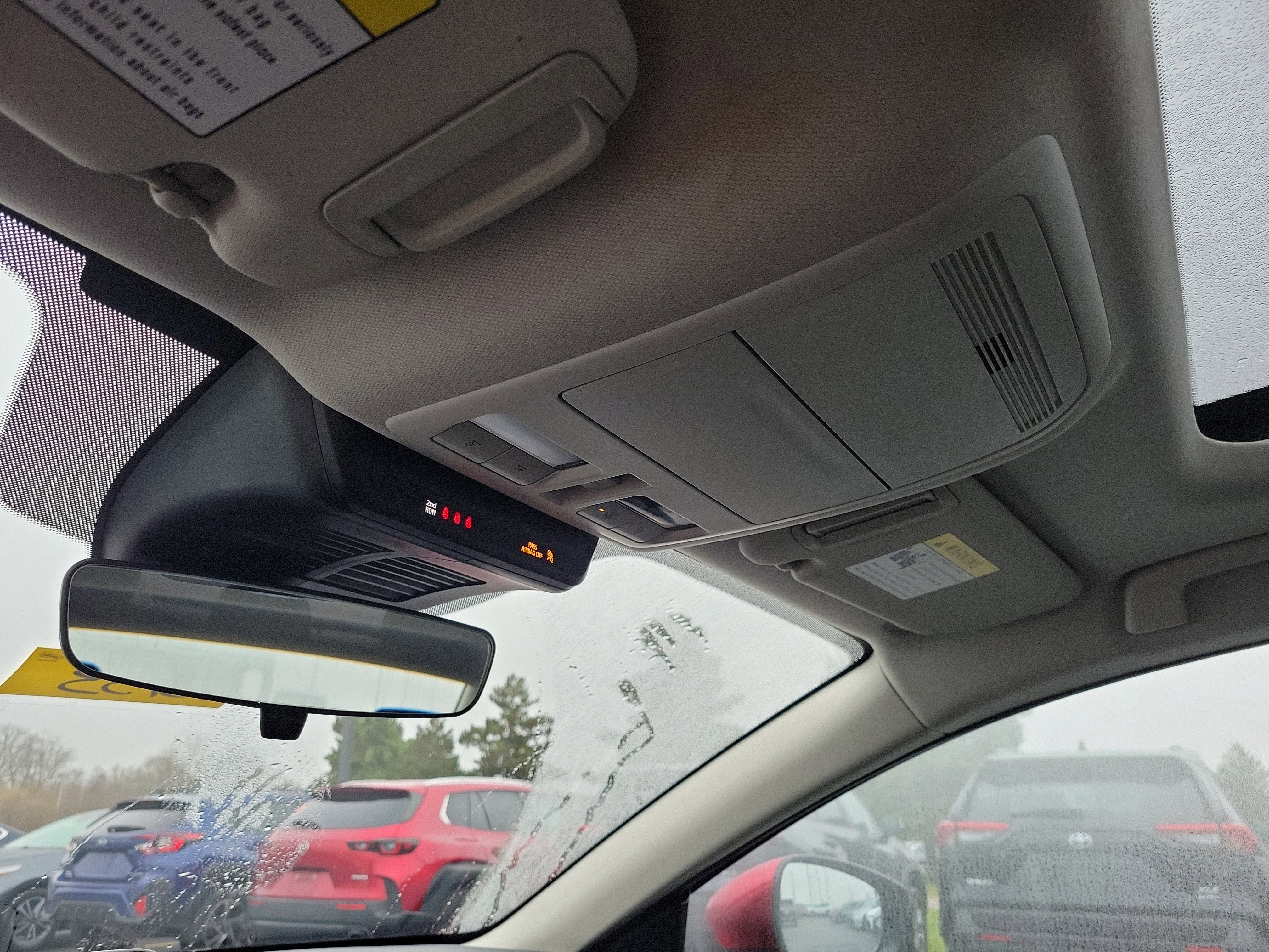 Used 2025 MAZDA MAZDA3 s image 30