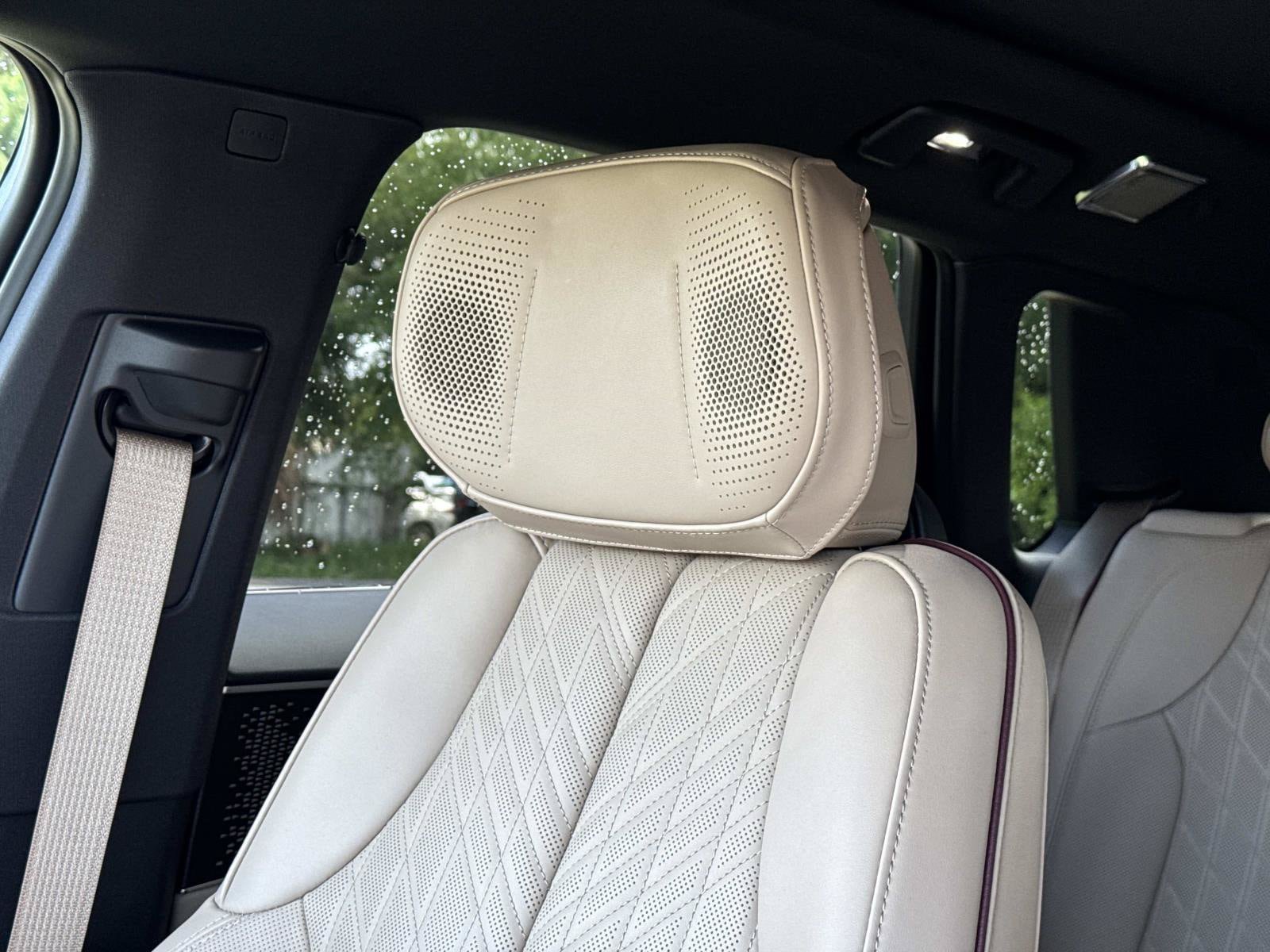 Certified 2026 Cadillac Lyriq Signature Sport w/ Nappa Leather Package AWD/4WD image 24