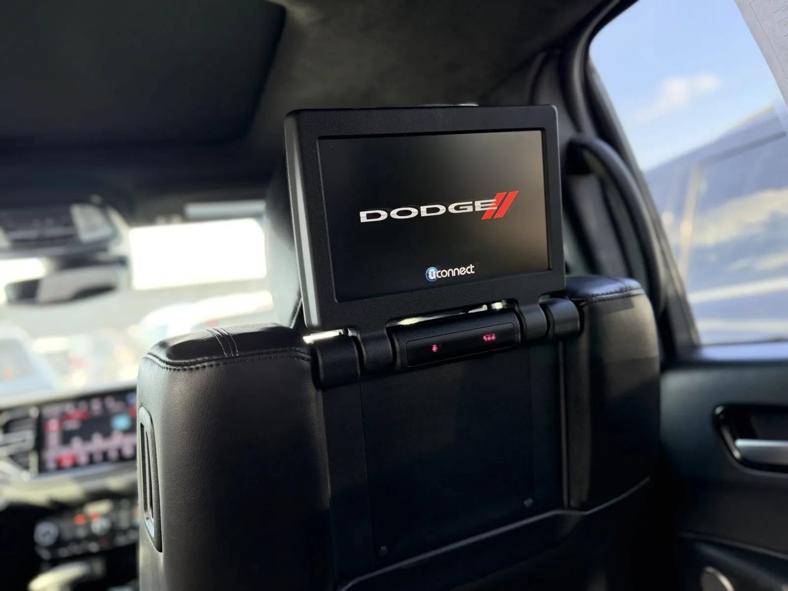 Used 2021 Dodge Durango Citadel w/ Premium Entertainment Group AWD/4WD image 45