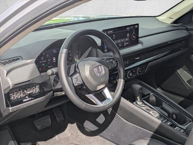 Used 2024 Honda Accord Touring image 11