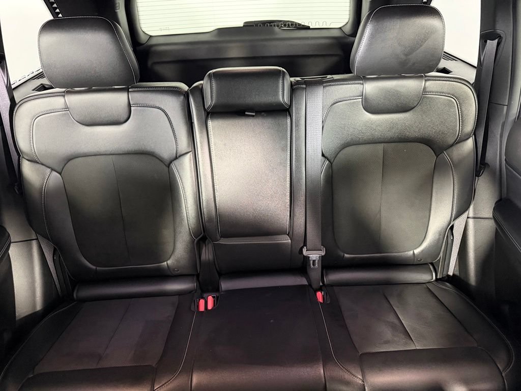 Certified 2024 Jeep Grand Cherokee Altitude AWD/4WD image 19