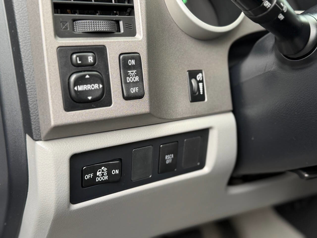 Used 2008 Toyota Tundra SR5 AWD/4WD image 11