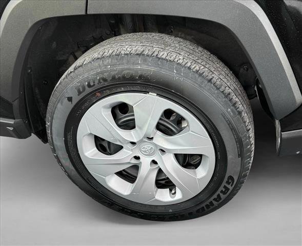 Used 2024 Toyota RAV4 LE image 9
