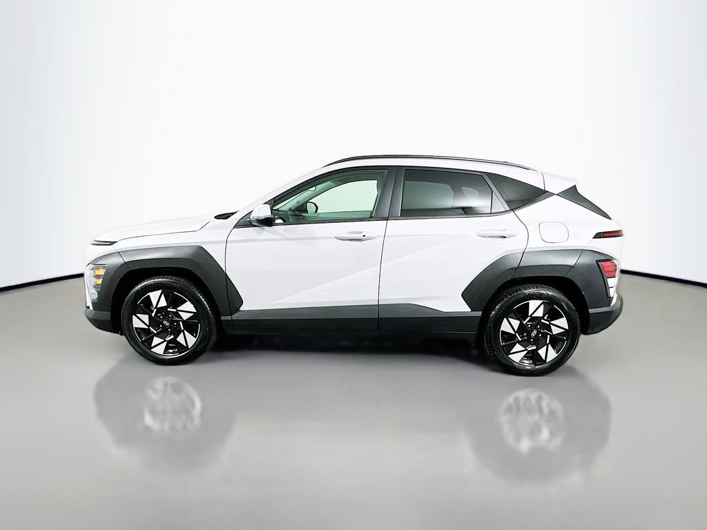 Certified 2025 Hyundai Kona SEL image 8