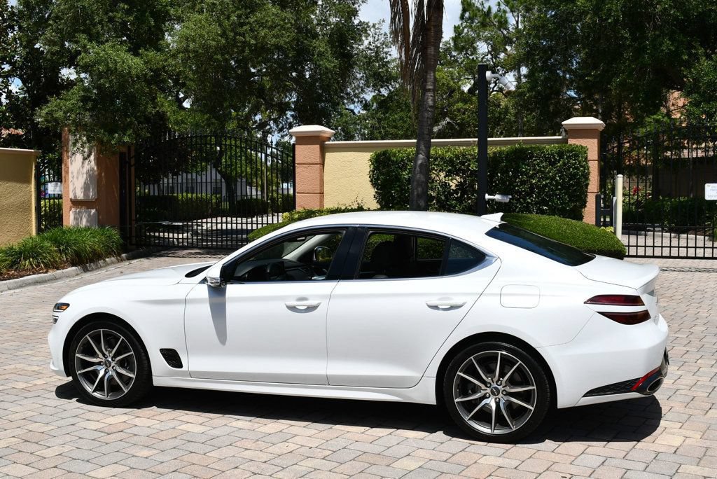 Used 2023 Genesis G70 3.3T RWD image 4