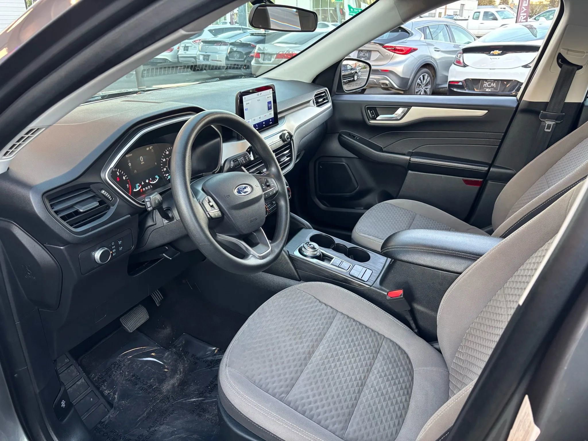 Used 2021 Ford Escape SE image 17