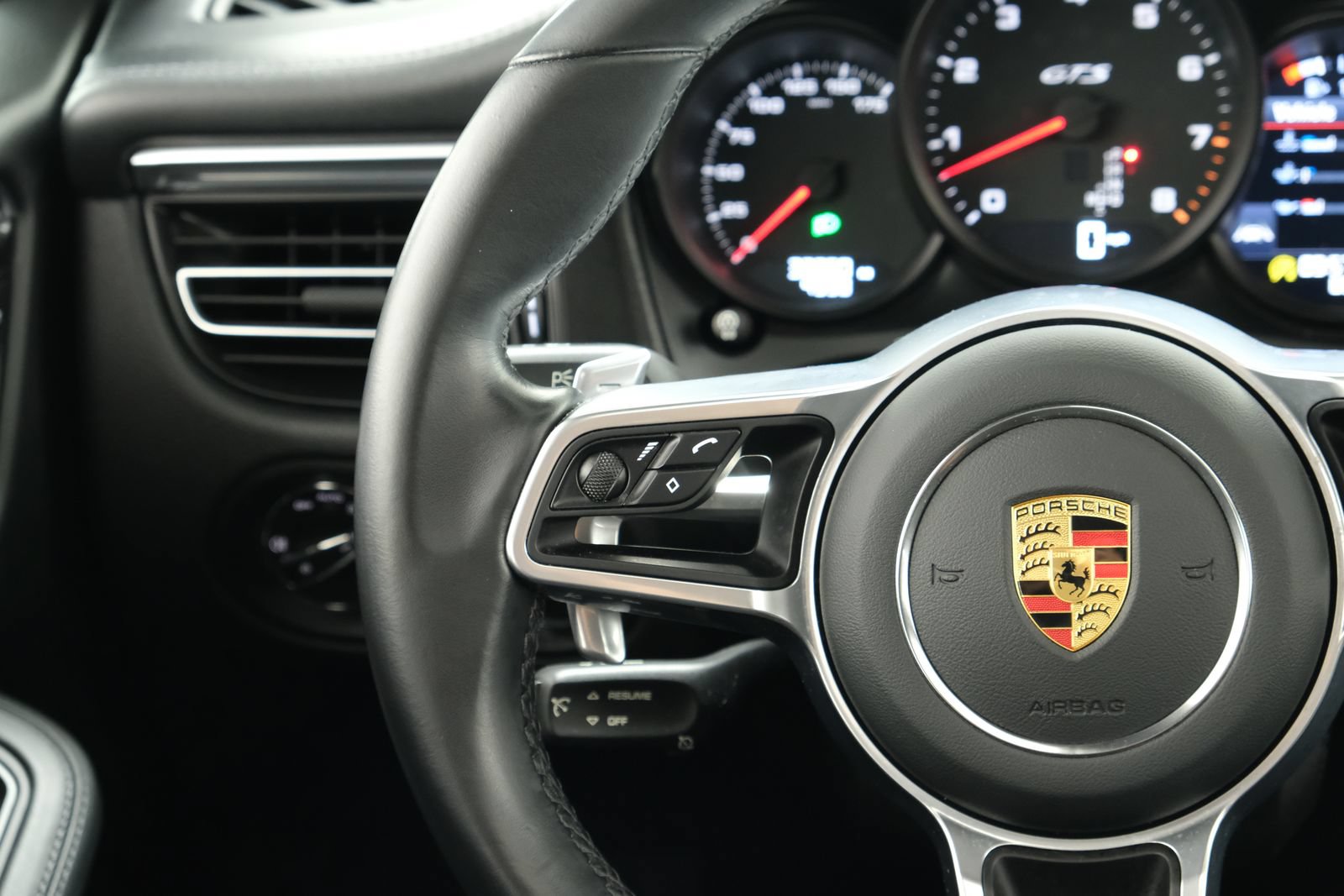 Used 2021 Porsche Macan GTS AWD/4WD image 13