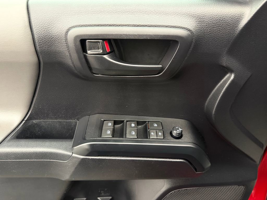 Used 2020 Toyota Tacoma SR image 20