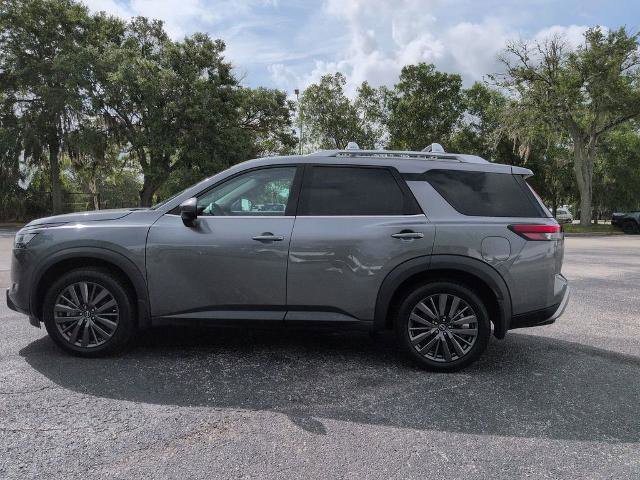 Certified 2022 Nissan Pathfinder SL w/ SL Premium Package FWD image 8