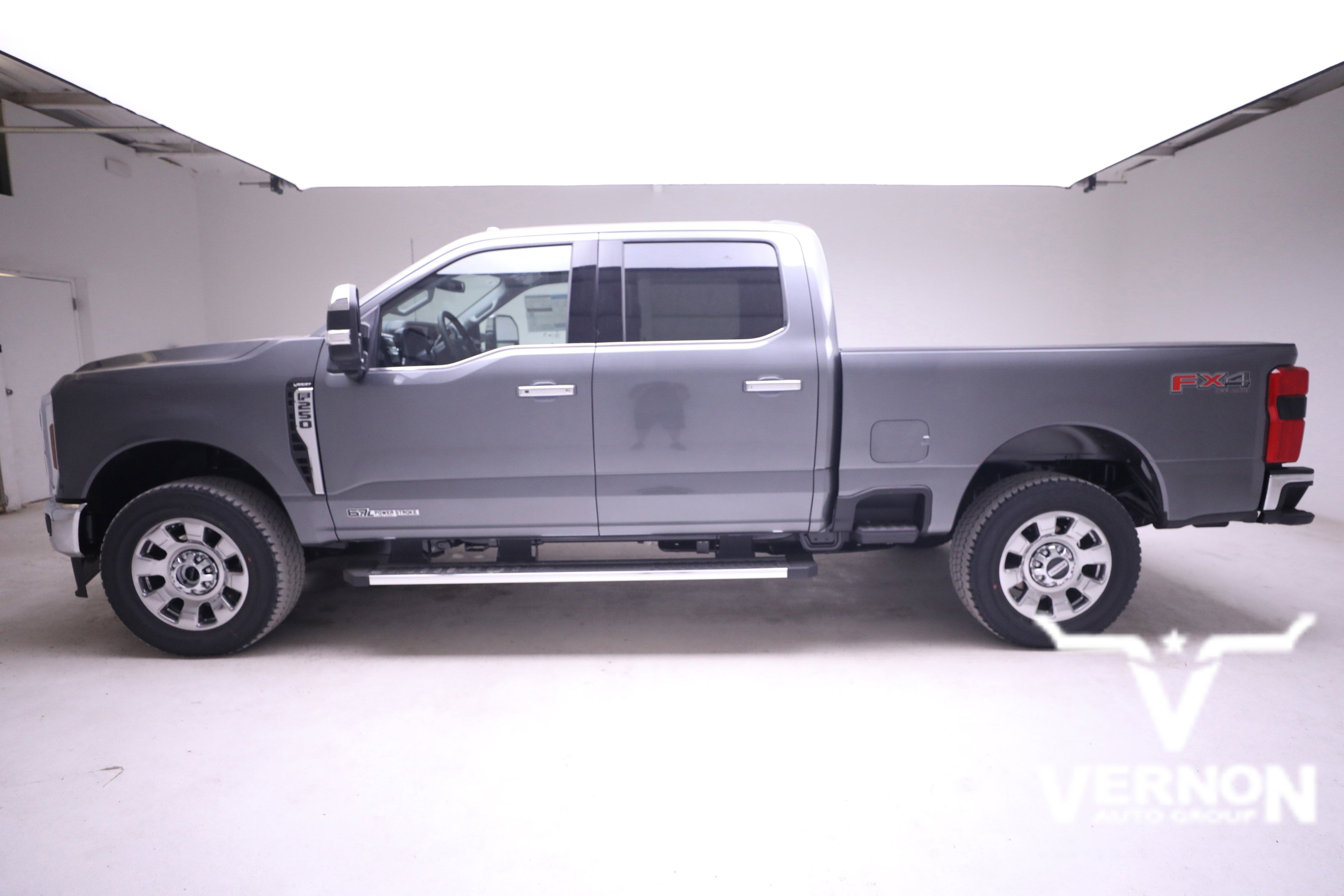 New 2026 Ford F250 Lariat w/ Chrome Package image 2