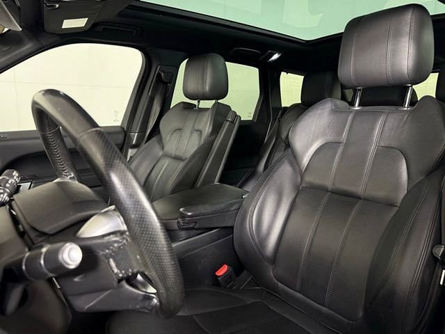 Used 2016 Land Rover Range Rover Sport SE image 5