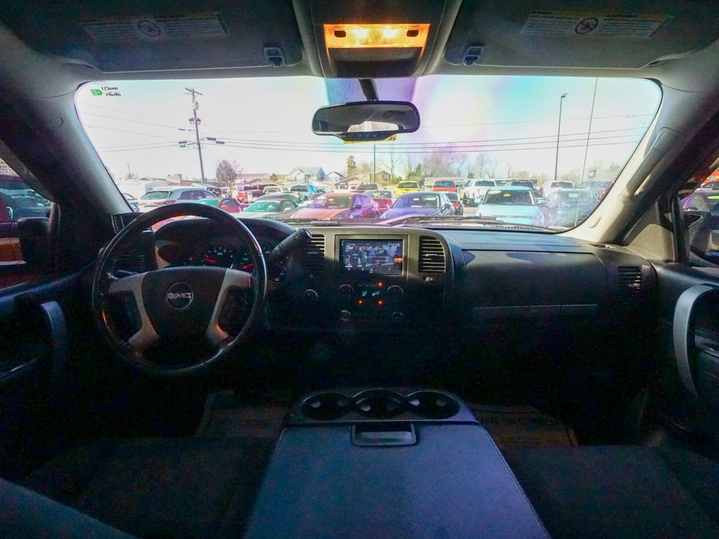 Used 2011 GMC Sierra 3500 SLE w/ SLE Preferred Package image 12