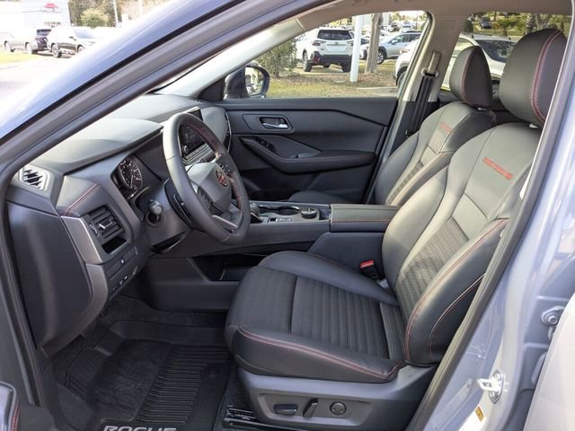 Used 2026 Nissan Rogue SV image 29
