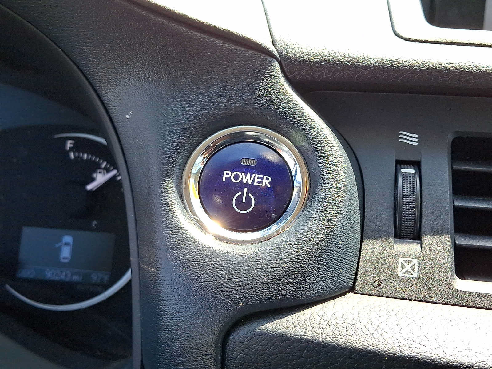 Used 2017 Lexus CT 200h w/ Navigation System Package FWD image 27
