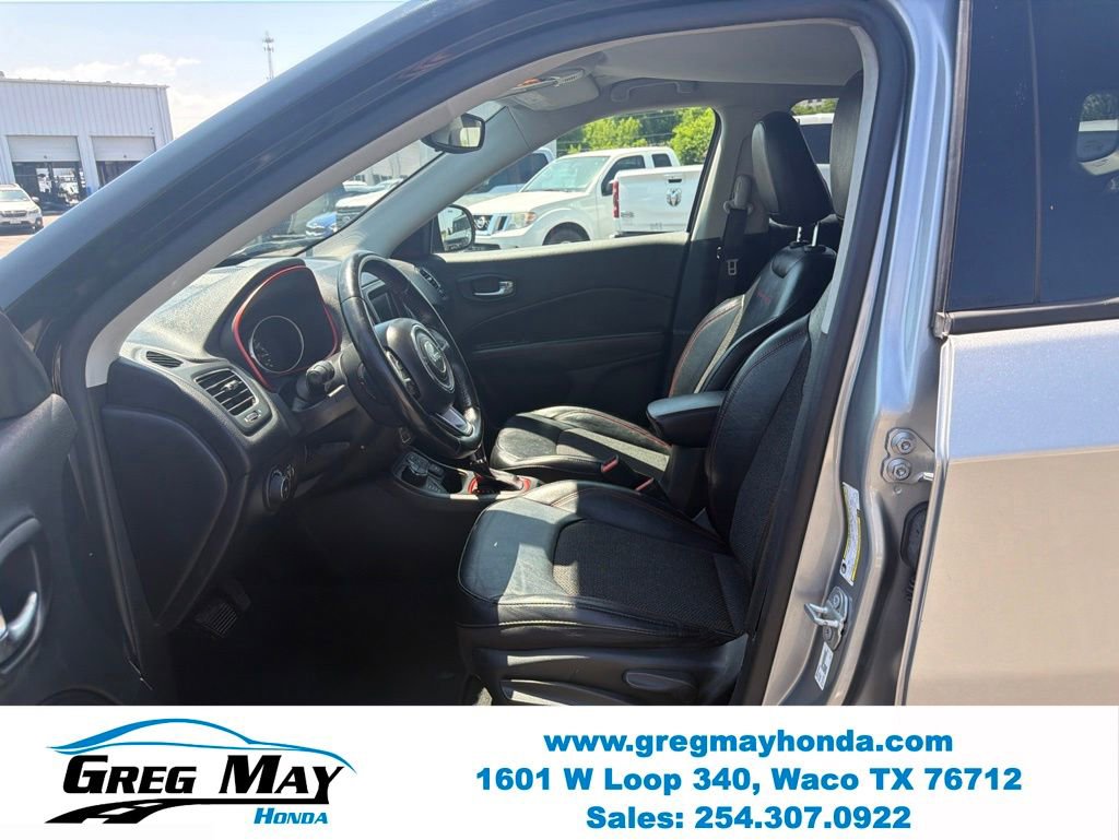 Used 2020 Jeep Compass Trailhawk AWD/4WD image 9