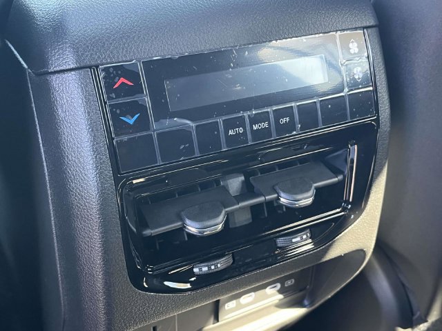 New 2027 Jeep Grand Cherokee L Limited AWD/4WD image 18