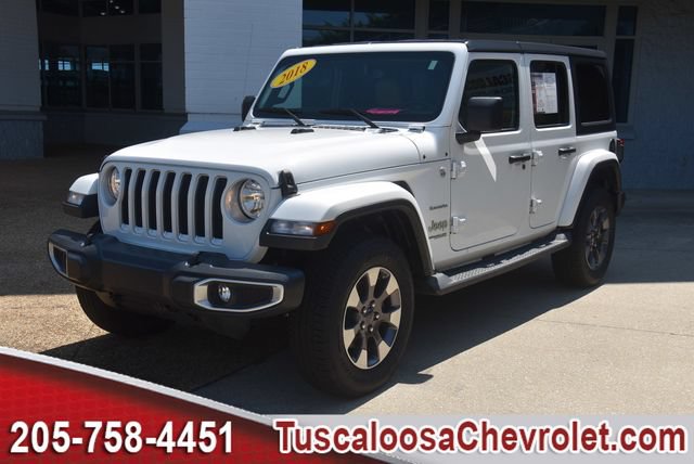 Used 2018 Jeep Wrangler Unlimited Sahara AWD/4WD image 4