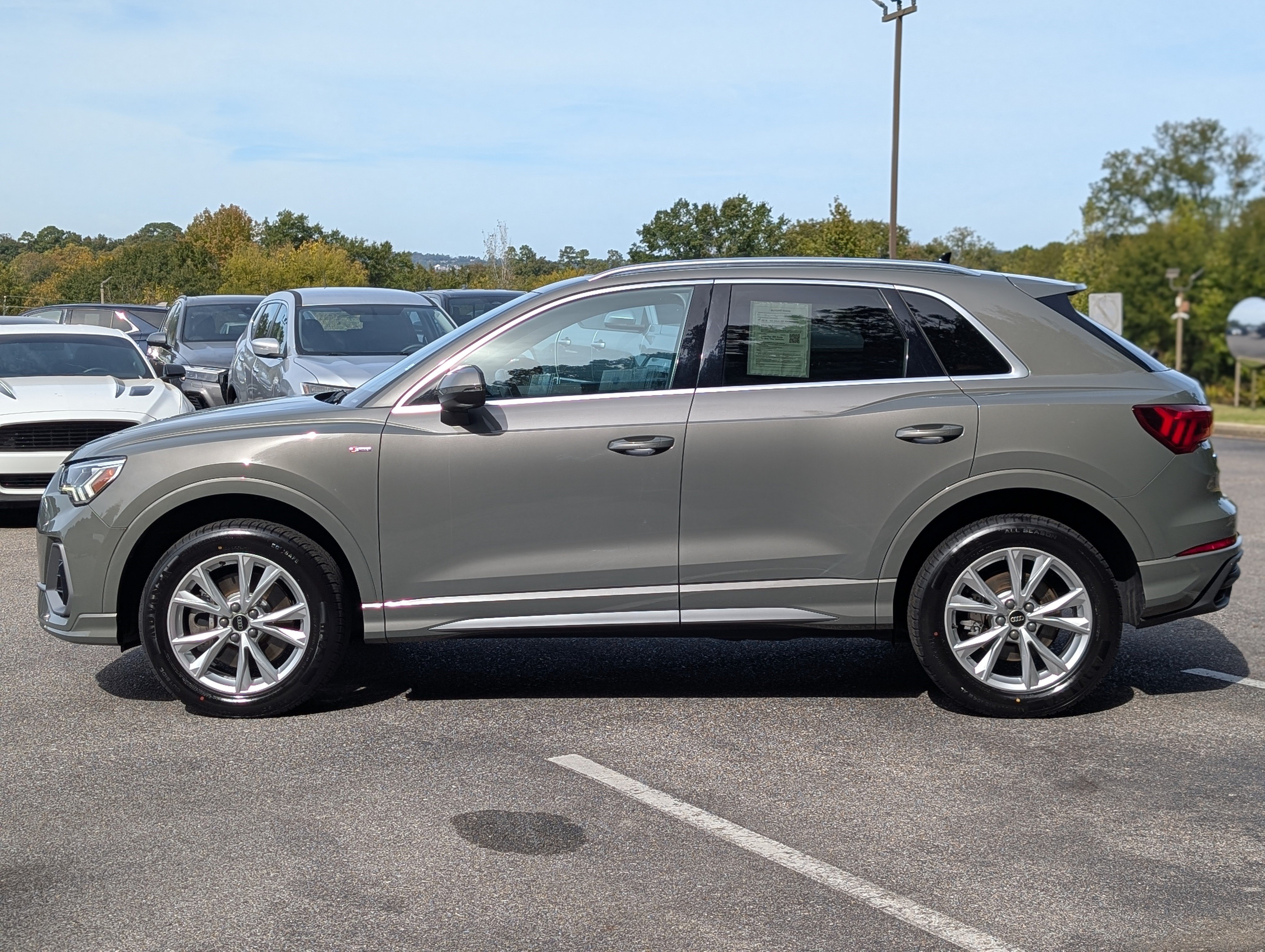 Used 2024 Audi Q3 2.0T Premium AWD/4WD image 6