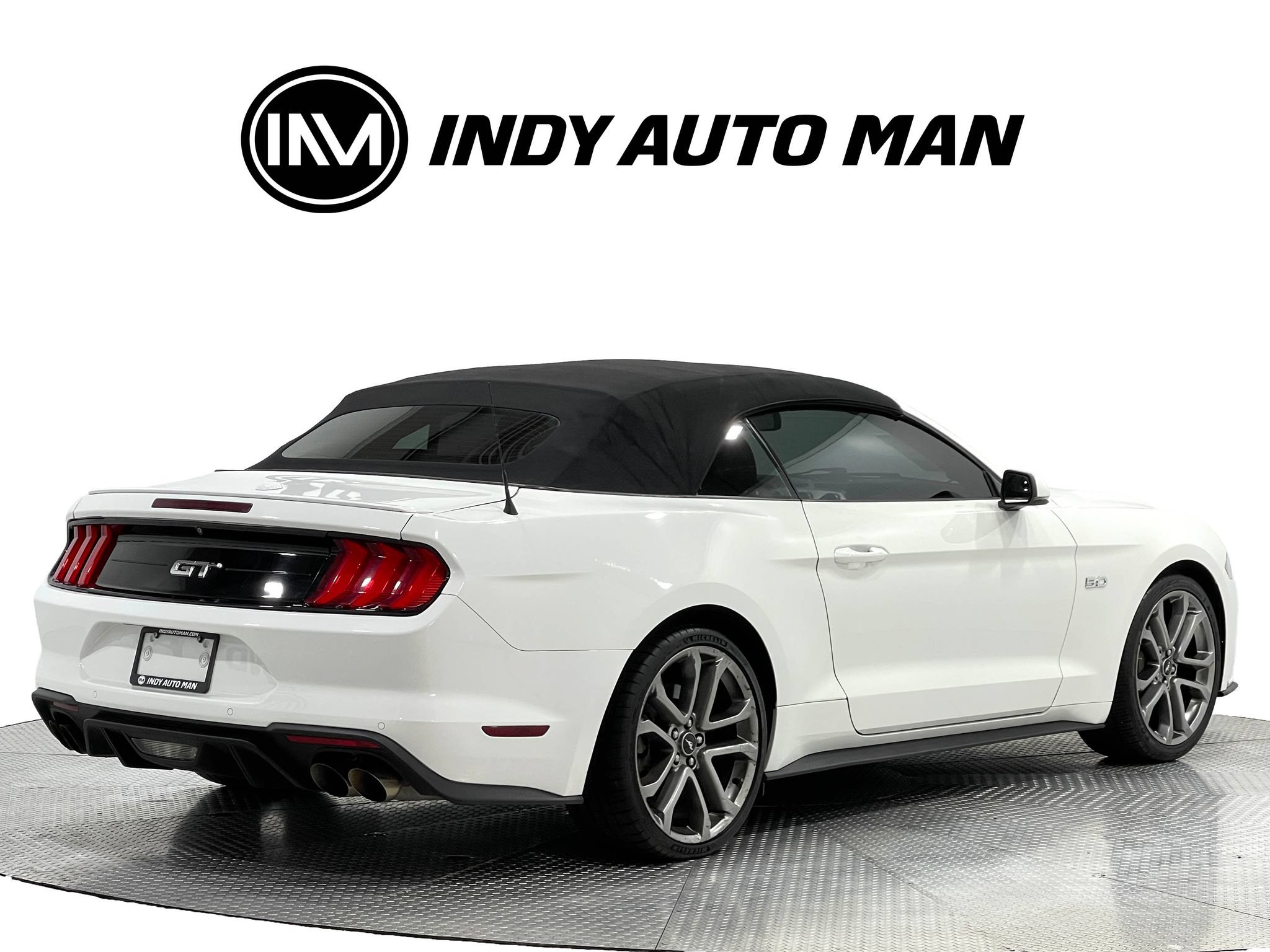 Used 2018 Ford Mustang GT Premium RWD image 4