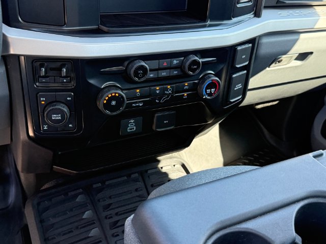 Used 2025 Ford F350 XLT w/ FX4 Off-Road Package AWD/4WD image 20