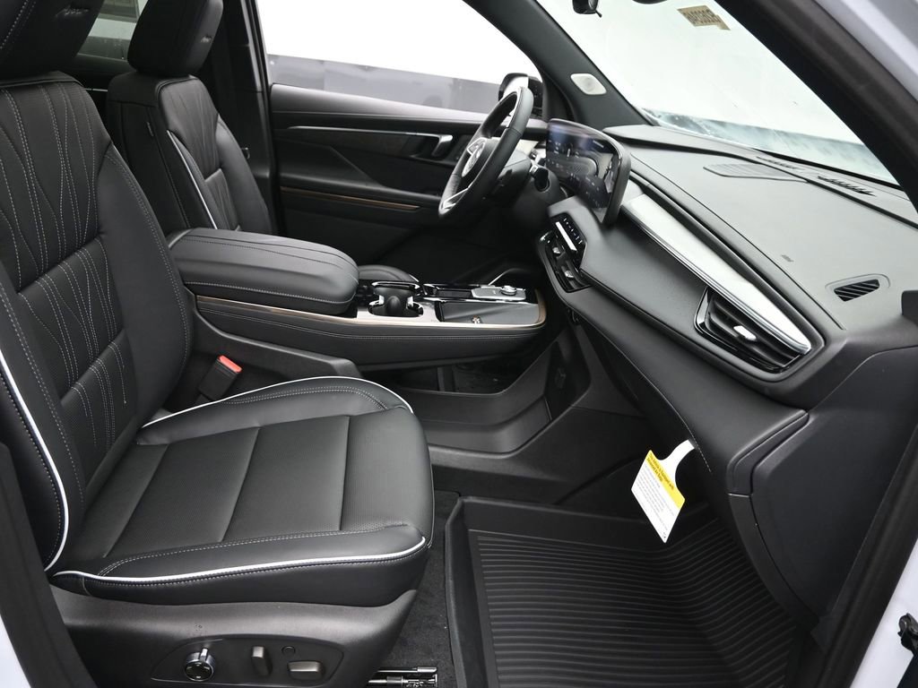 New 2026 Buick Enclave Avenir w/ Super Cruise Package image 6