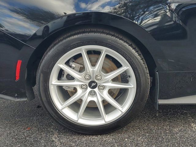Used 2025 Ford Mustang GT Premium image 7