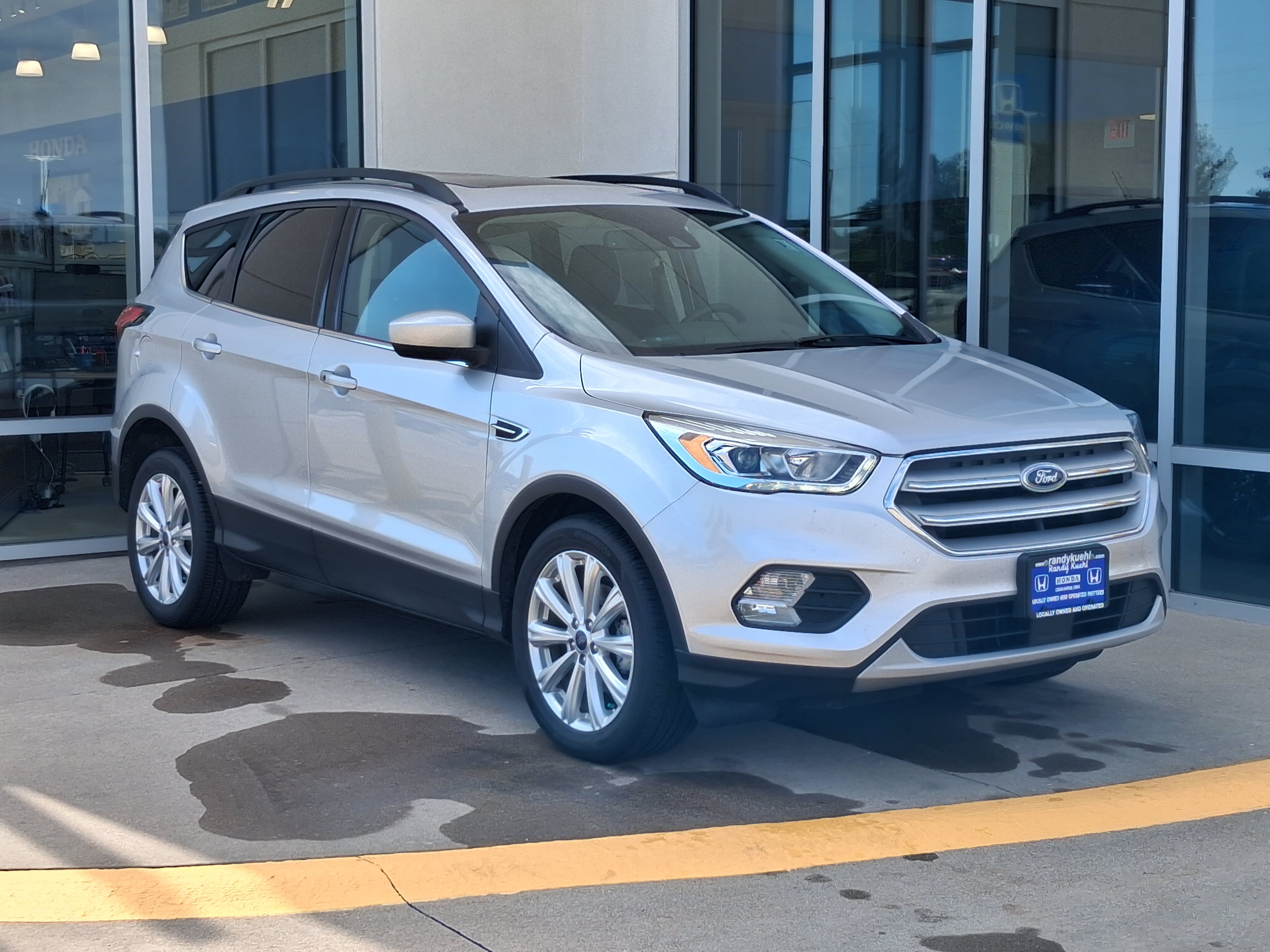 Used 2019 Ford Escape SEL FWD image 5