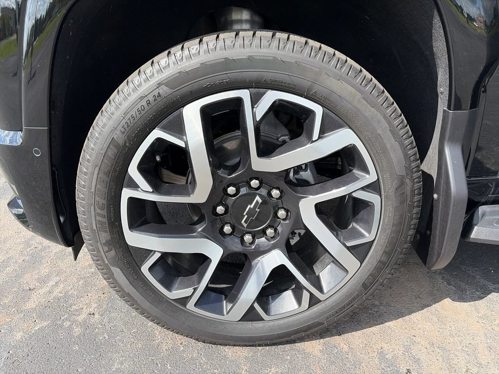 New 2025 Chevrolet Silverado EV RST AWD/4WD image 27