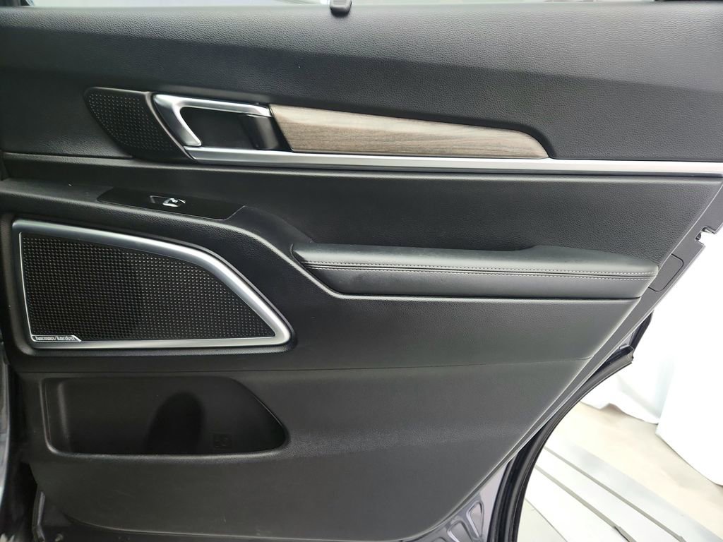 Used 2022 Kia Telluride SX image 42