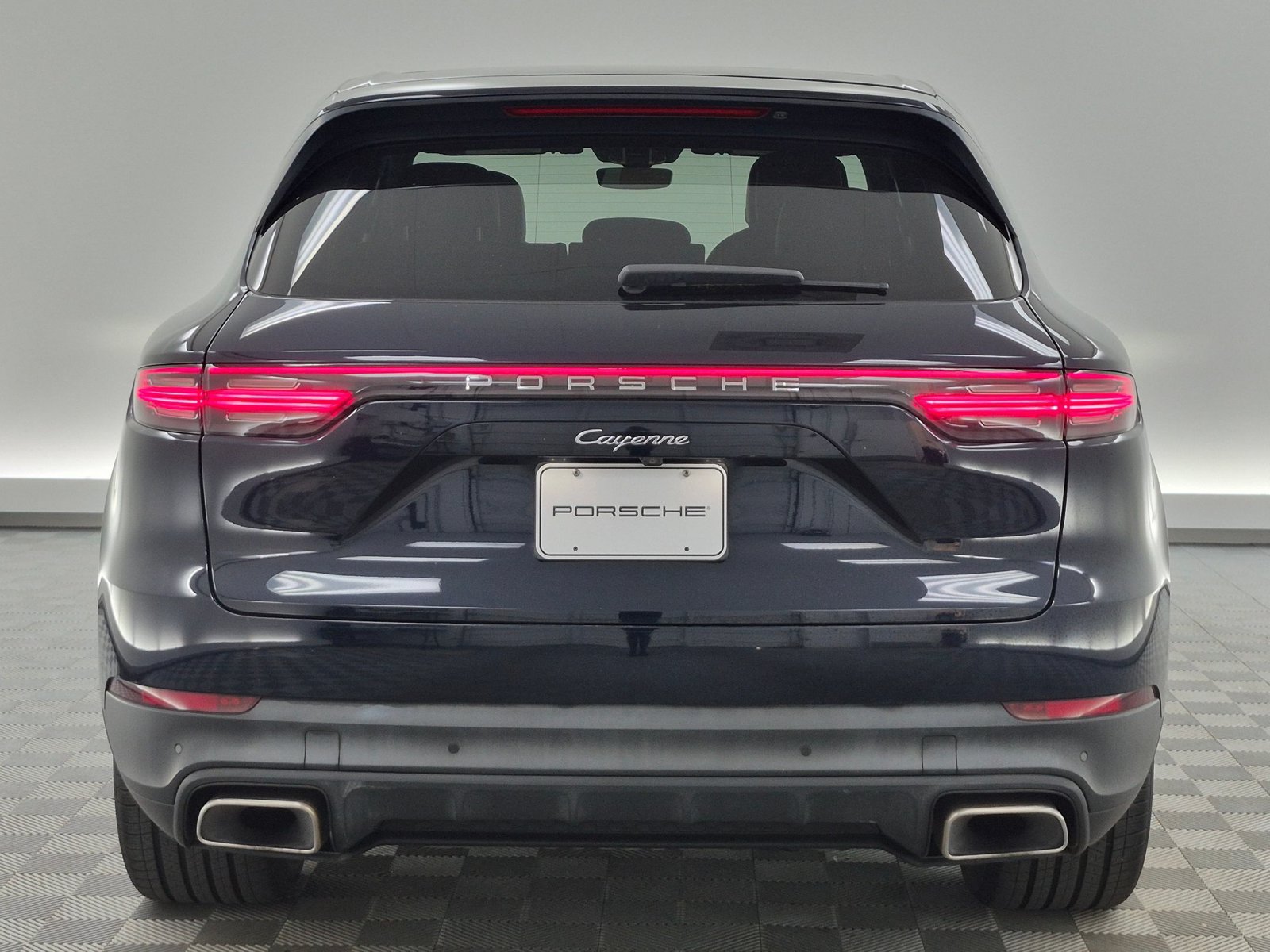 Used 2019 Porsche Cayenne AWD/4WD image 11
