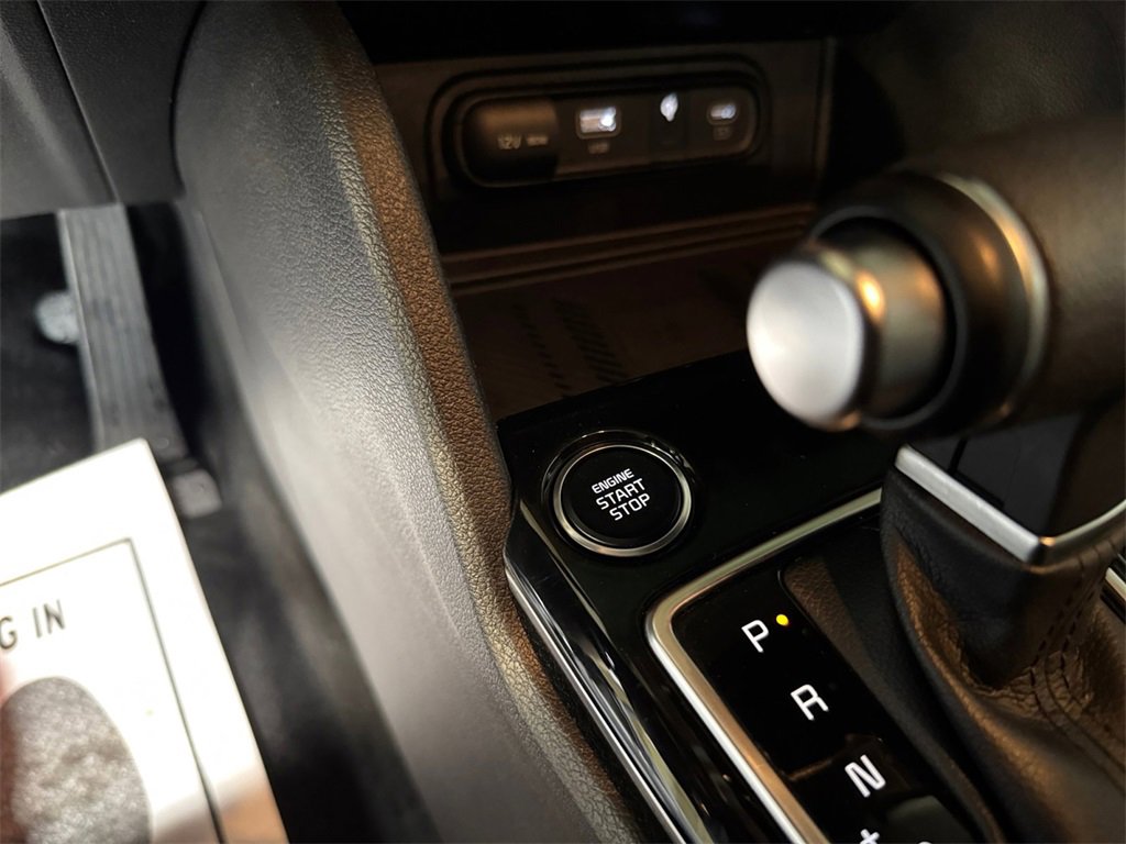Certified 2024 Kia Sportage EX image 29