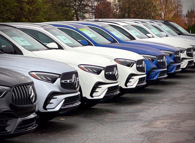 Used 2024 Mercedes-Benz GLC 300 4MATIC image 34