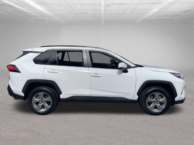 Used 2024 Toyota RAV4 XLE FWD image 5