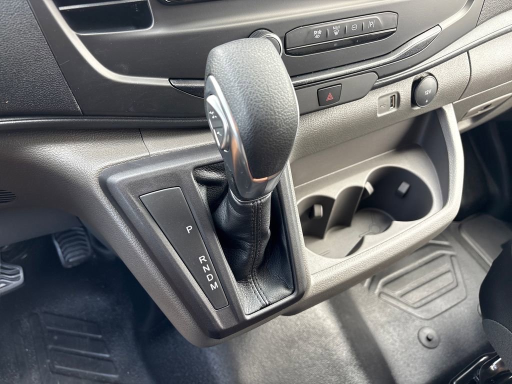 New 2026 Ford Transit 250 148 Medium Roof RWD image 28