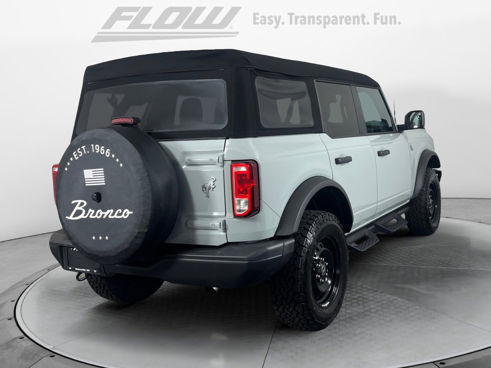Used 2023 Ford Bronco Black Diamond image 8