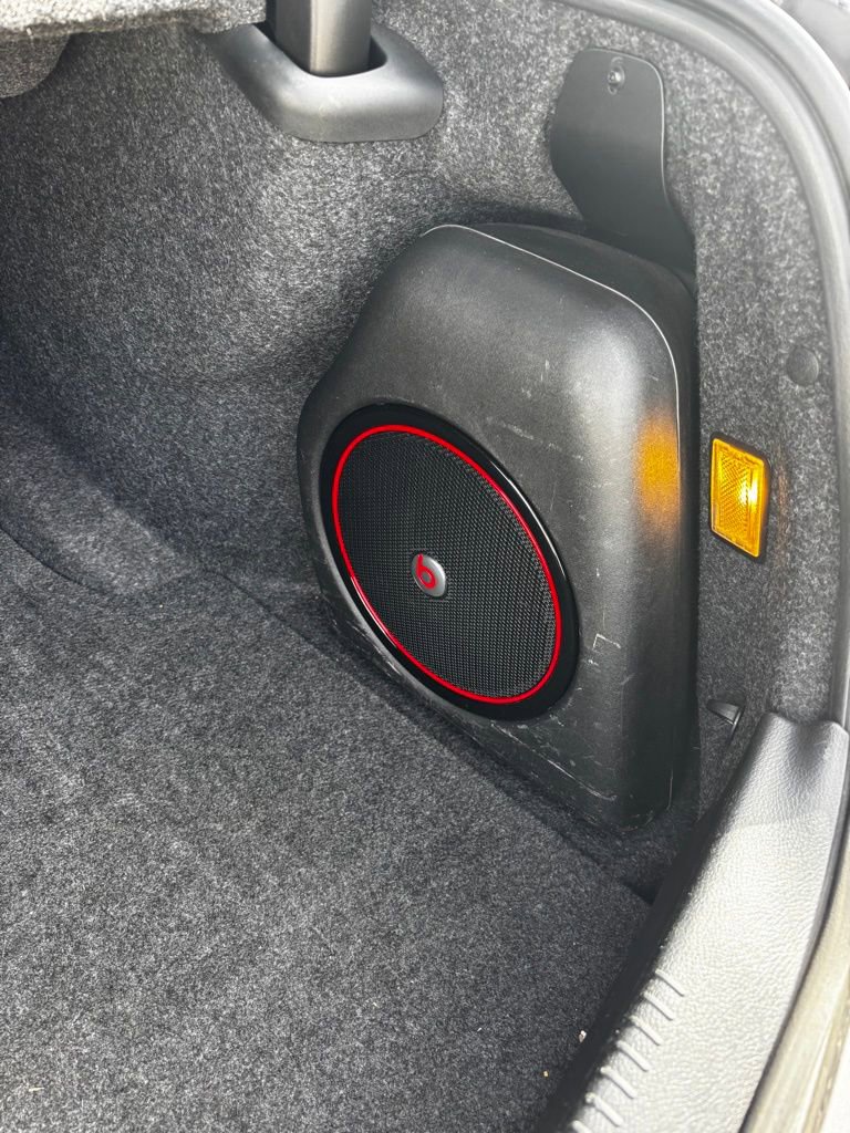 Used 2015 Chrysler 300 S image 20