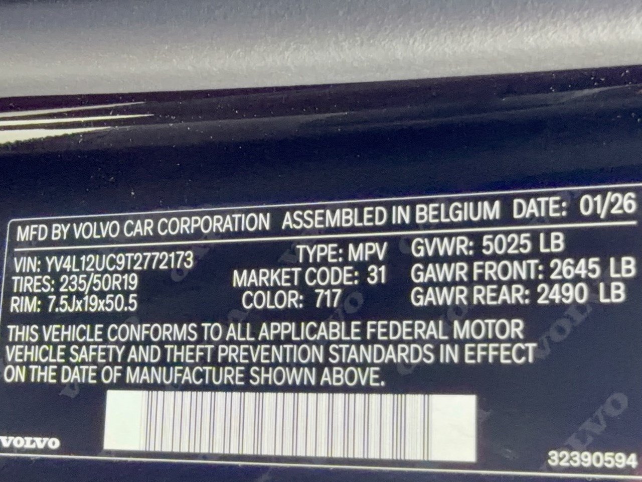 Certified 2026 Volvo XC40 B5 Plus w/ Protection Package Premier AWD/4WD image 31
