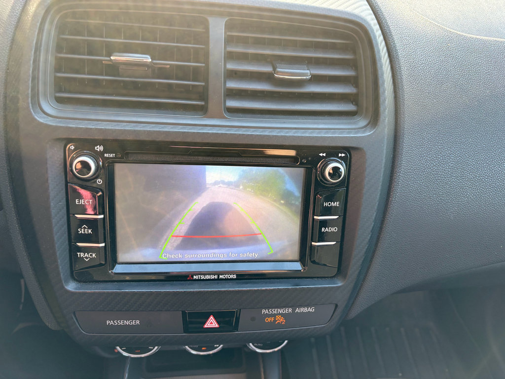 Used 2018 Mitsubishi Outlander Sport LE AWD/4WD image 34