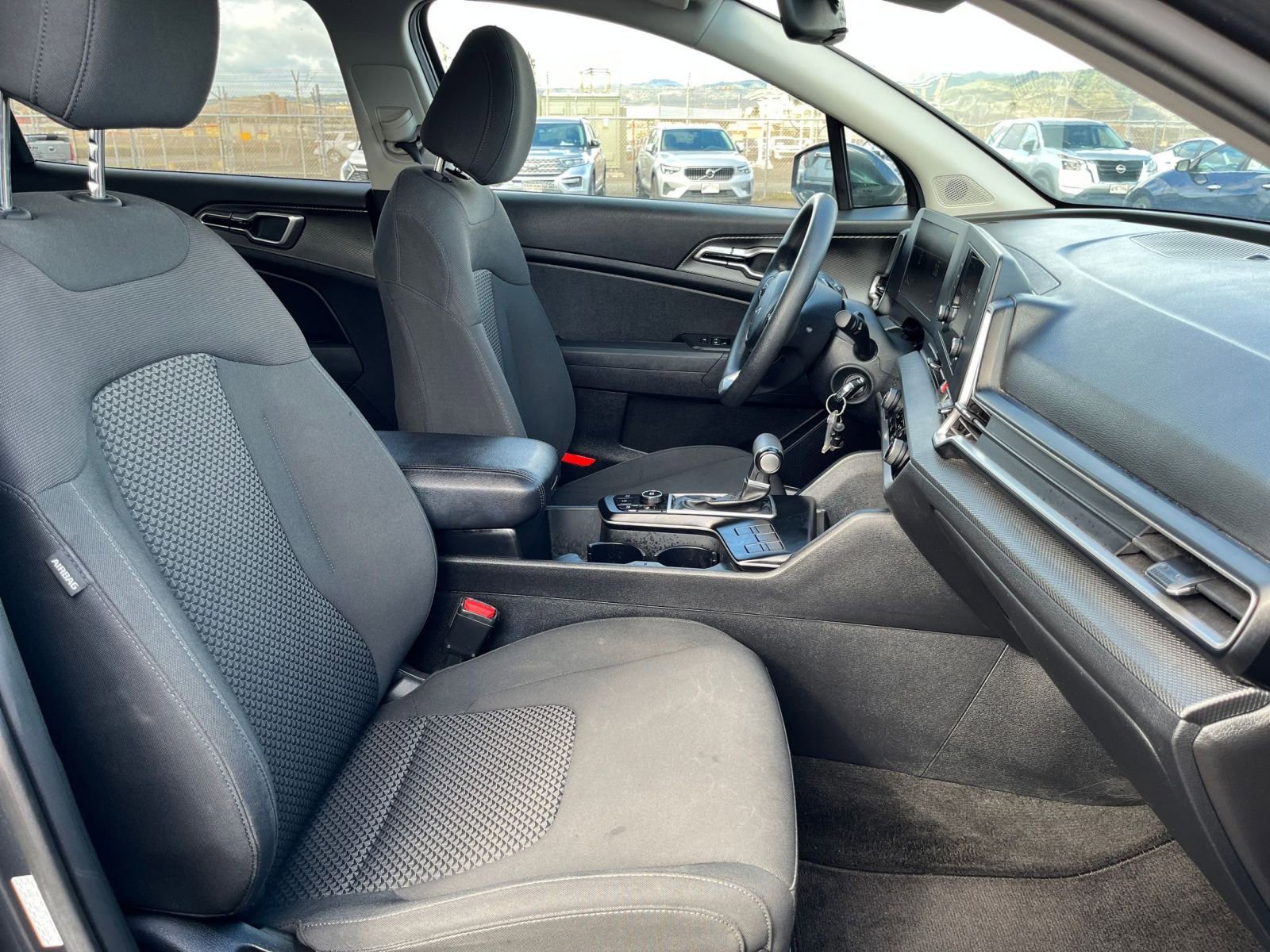 Used 2023 Kia Sportage LX image 35