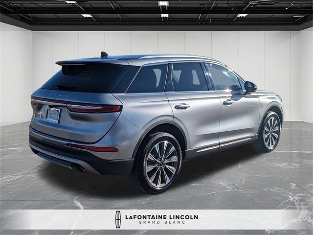 Certified 2022 Lincoln Corsair Reserve w/ Elements Package image 5