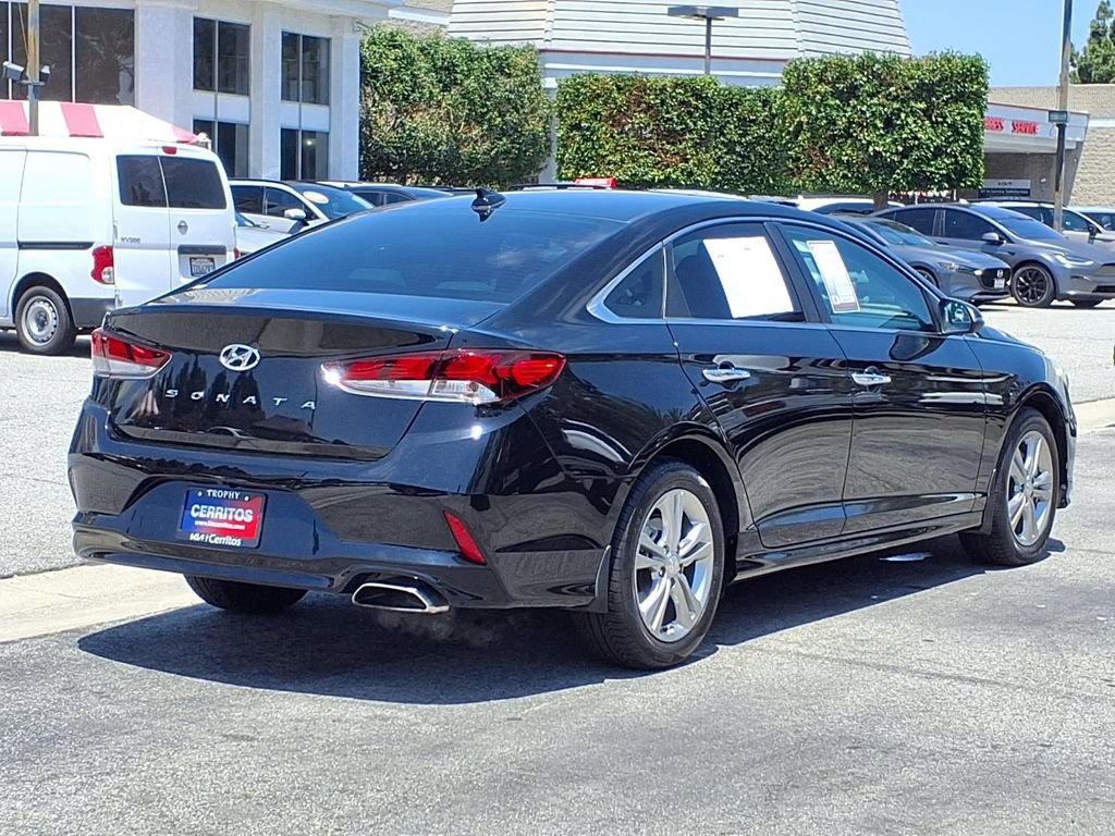 Used 2019 Hyundai Sonata SEL w/ Tech Package 02 FWD image 5