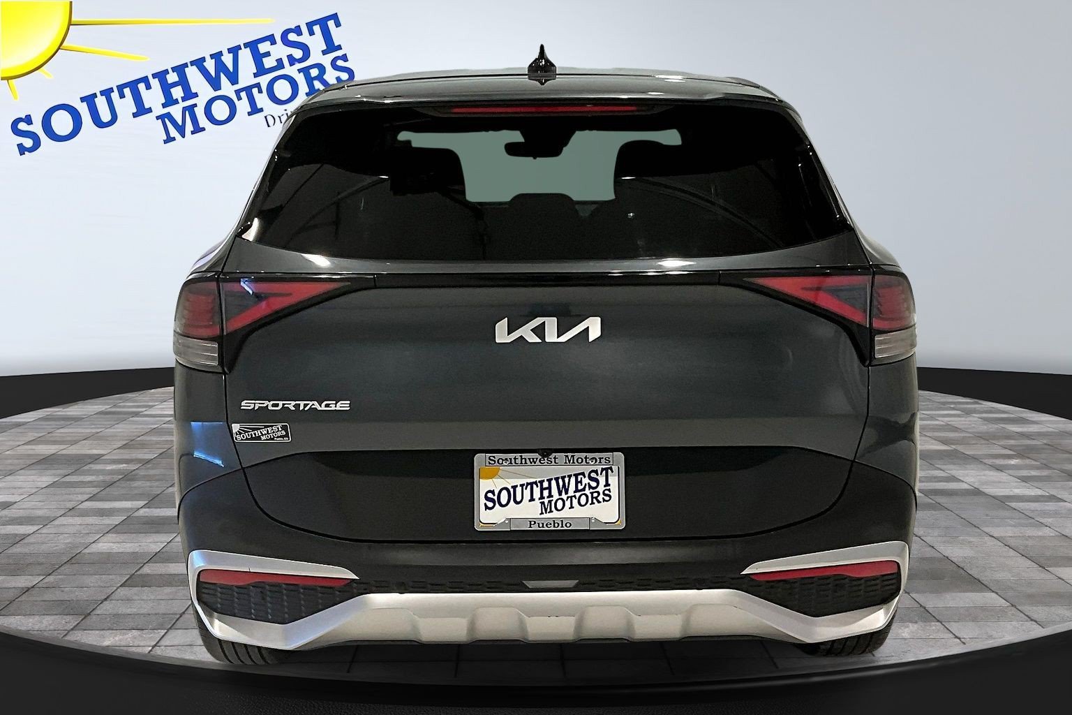 Used 2024 Kia Sportage LX FWD image 6