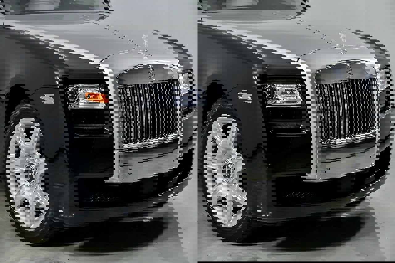 Used 2014 Rolls-Royce Ghost image 3