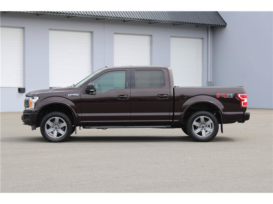 Used 2018 Ford F150 XLT w/ Equipment Group 302A Luxury AWD/4WD image 2