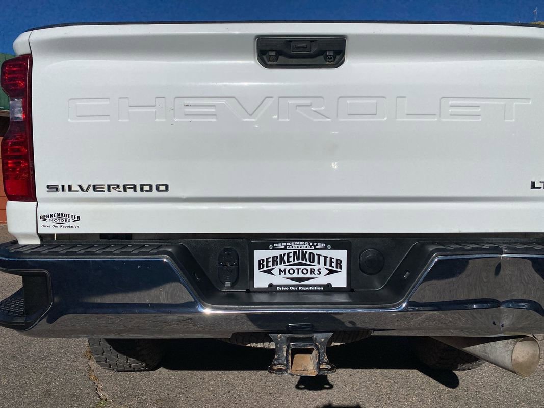 Used 2023 Chevrolet Silverado 2500 LT w/ Convenience Package image 12