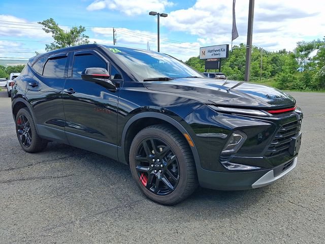 Used 2024 Chevrolet Blazer LT w/ Redline Edition AWD/4WD image 8