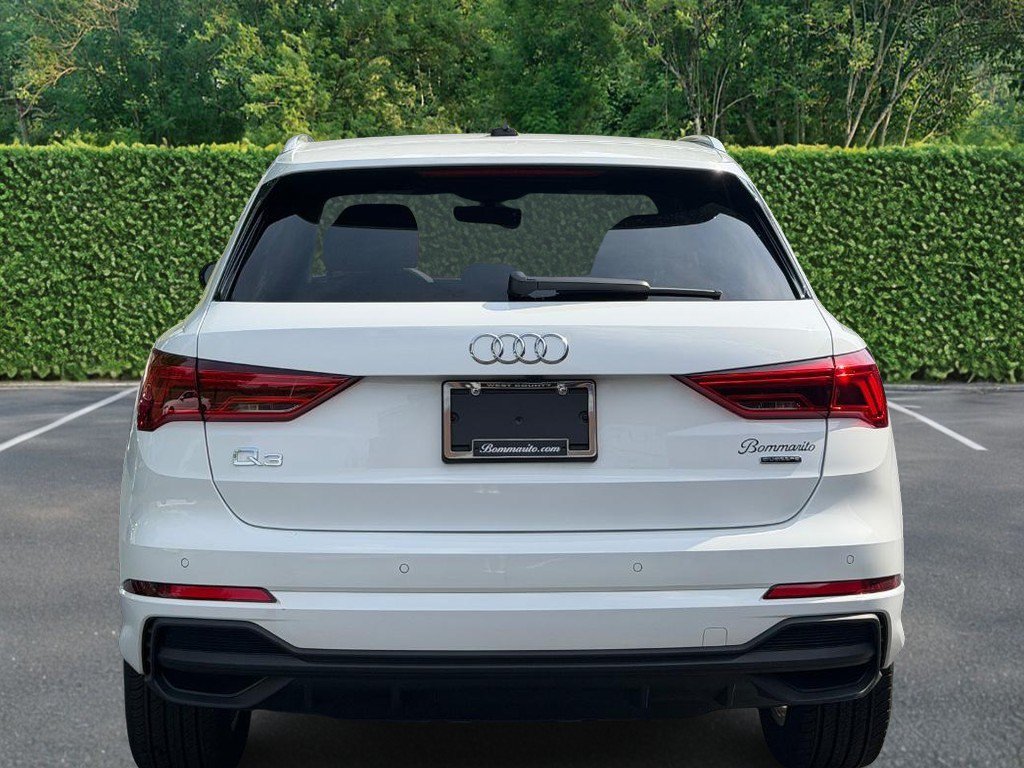Used 2025 Audi Q3 2.0T Premium w/ Convenience Package AWD/4WD image 5